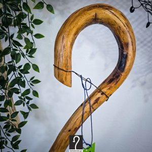 Special Κρητική Κατσούνα Στιβαρού τύπου για μερακλήδες. Ξύλο Πρίνου και ύψος 1,40 μ | ΚΩΔ 011125-ΤΖ44