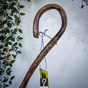 Κρητική Κατσούνα Ιδανική για καθημερινή χρήση και μπαστούνι πεζοπορίας. Ξύλο Πρίνου και ύψος 1,15 μ | ΚΩΔ 041125-ΜΣ11