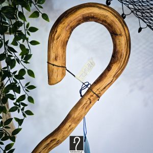 Αυθεντική Κρητική Κατσούνα ανθεκτική για κάθε είδους χρήση. Ξύλο Πρίνου και ύψος 1,47 μ | ΚΩΔ 111125-ΧΚ31