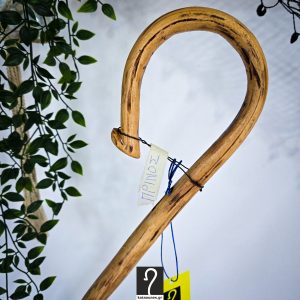 Κρητική Κατσούνα Ιδανική για καθημερινή χρήση και μπαστούνι πεζοπορίας. Ξύλο Πρίνου και ύψος 1,28 μ | ΚΩΔ 111125-ΜΣ32