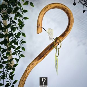 Κρητική Κατσούνα Ιδανική για καθημερινή χρήση και στήριξη από ξύλο Πρίνου και ύψος 1,28 μ | ΚΩΔ 111125-ΜΣ51