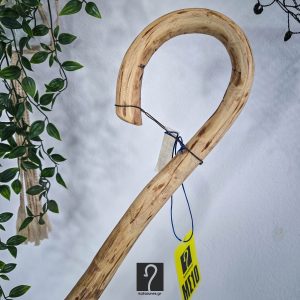 Vintage Εντυπωσιακή κρητική κατσούνα. Από ξύλο Σκίνου και ύψος 1,19 μ και άγριο κορμό και γύρισμα | ΚΩΔ 190126-ΜΣ10