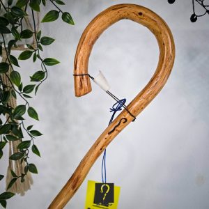 Ιδανική για καθημερινή χρήση και στήριξη κατσούνα από ξύλο Πρίνου και ύψος 1,10 μ | ΚΩΔ 030226-ΜΣ13