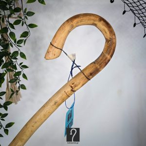 Εντυπωσιακή για καθημερινή χρήση Κρητική Κατσούνα. Από ξύλο Συκιάς και Ύψος 1,39 μ | ΚΩΔ 060226-ΧΚ16