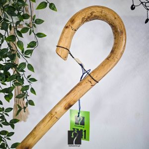 Special κρητική κατσούνα ιδανική για κάθε χρήση, από ξύλο Ροδιάς, άγρια υφή,  ύψος 1,33 μ | ΚΩΔ 120226-ΤΖ41