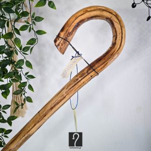 11 εκ παρίμετρος! Εντυπωσιακή Κρητική Κατσούνα από ξύλο φουντουκιάς με μεγάλο ύψος 1,30 μ | ΚΩΔ 170226-ΜΣ06