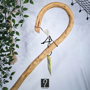 Αυθεντική Κρητική Κατσούνα για καθημερινή χρήση και στήριξη. Από ξύλο Αστύρακα 1,24 μ | ΚΩΔ 250326-ΜΣ15