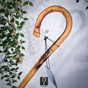 Special Κρητική Κατσούνα Ανθεκτική και Ιδανική για κάθε είδους χρήση. Ξύλο Πρίνου και ύψος 1,33 μ | ΚΩΔ: 030526-ΧΚ50